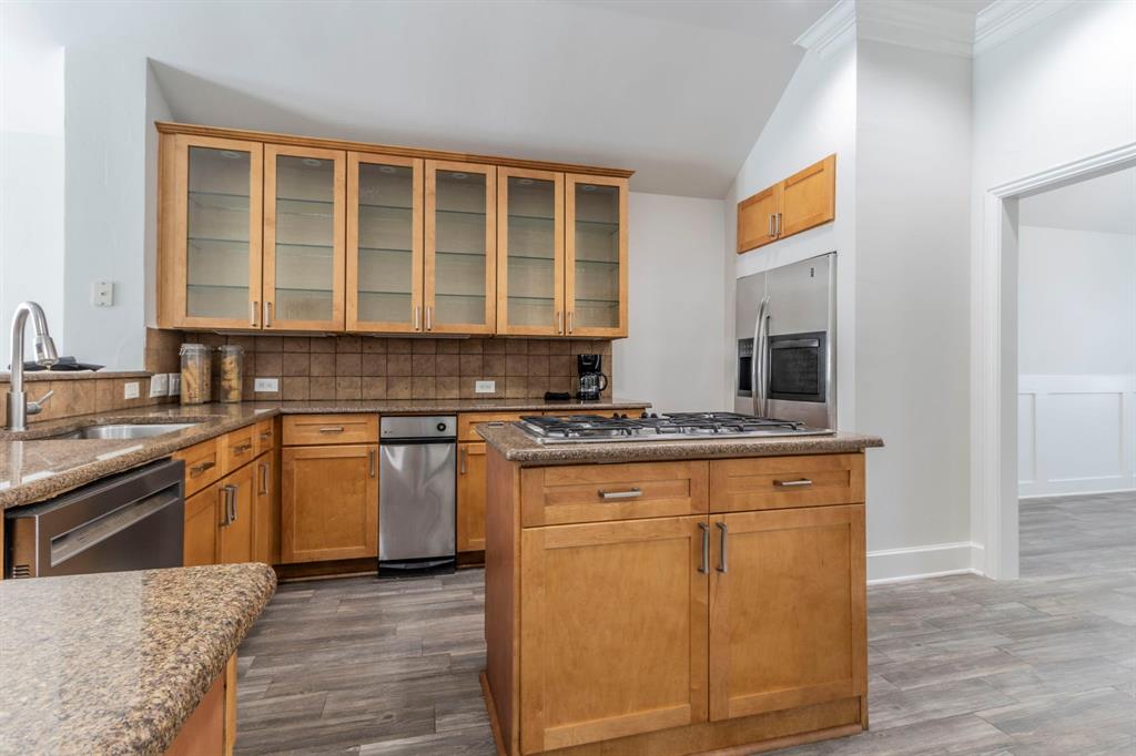 9300 Ponderosa Trail
