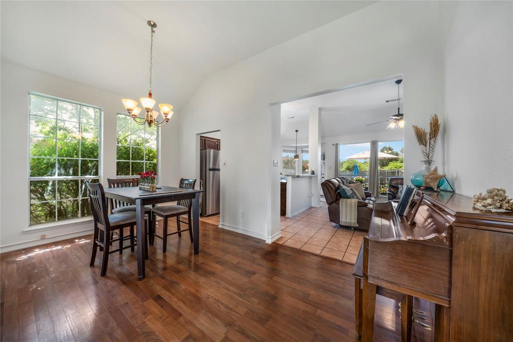 1041 Summit Park