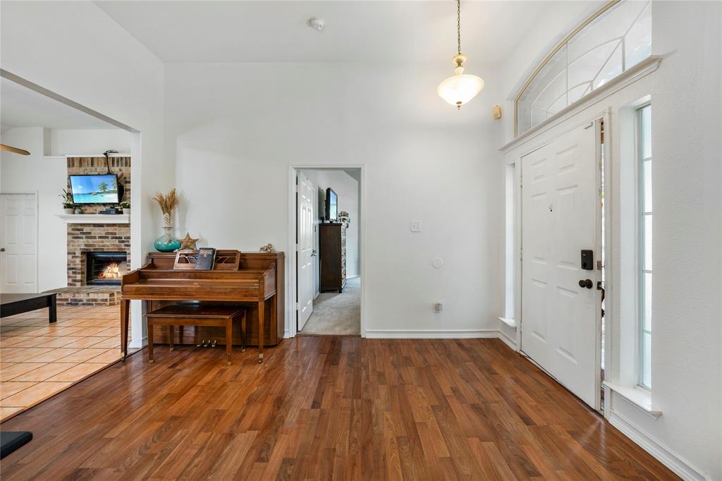 1041 Summit Park