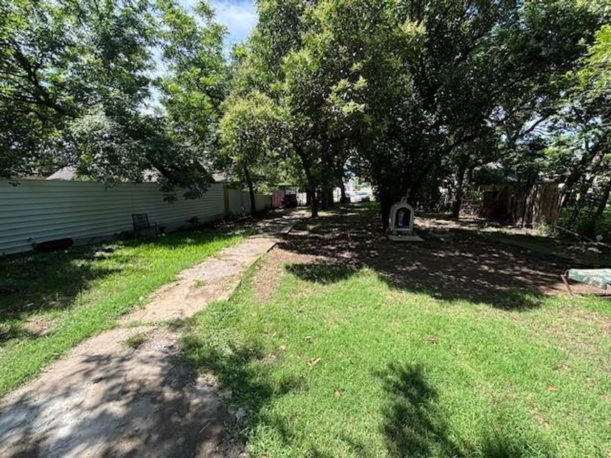 Prime redevelopment opportunity near Bishop Arts! 438 McLean Ave and 3619 W. Jefferson Blvd are offered together, creating an L-shaped homesite totaling nearly 0.4 acres. Imagine the possibilities: remove the existing structure and build 2 custom dream homes, investment properties, or explore other development options in a rapidly changing Dallas area. The Jefferson lot features gorgeous mature trees, adding natural beauty and privacy. Lots must be sold together. Buyer and buyer’s agent to independently verify all information, including zoning, development requirements, platting, permitting, utilities, setbacks, codes, and allowable use.