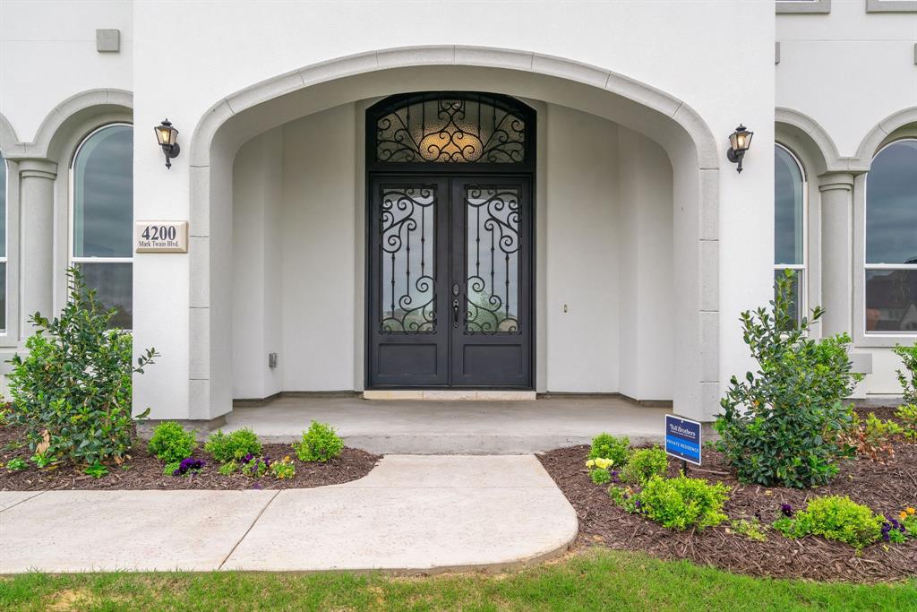 Townlake Ph Four - Residential