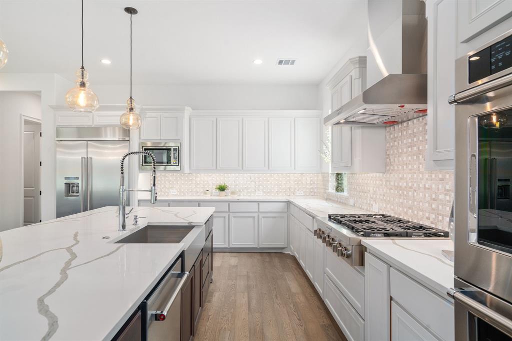 Townlake Ph Four - Residential