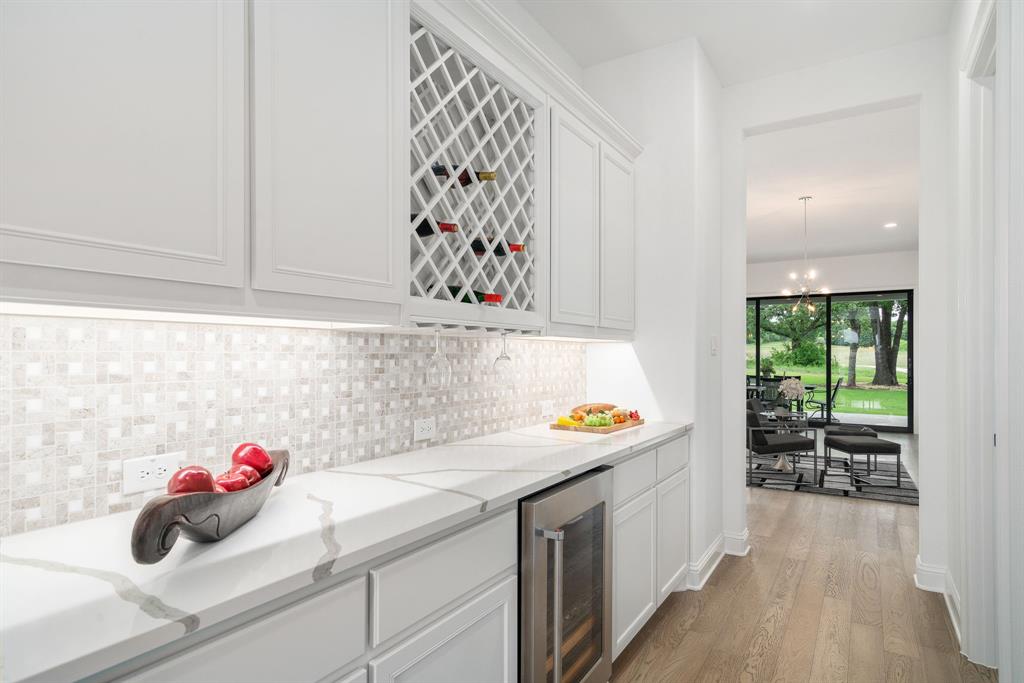 Townlake Ph Four - Residential