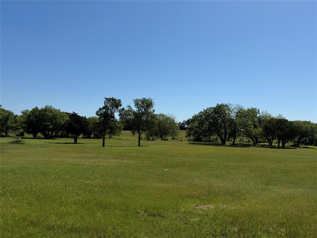 Photo of TBD Business Highway 377, Whitesboro, TX 76273 (MLS # 21267120)