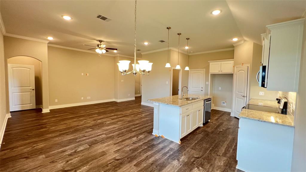 Stonewood Estate Phase 4 - Residential Lease