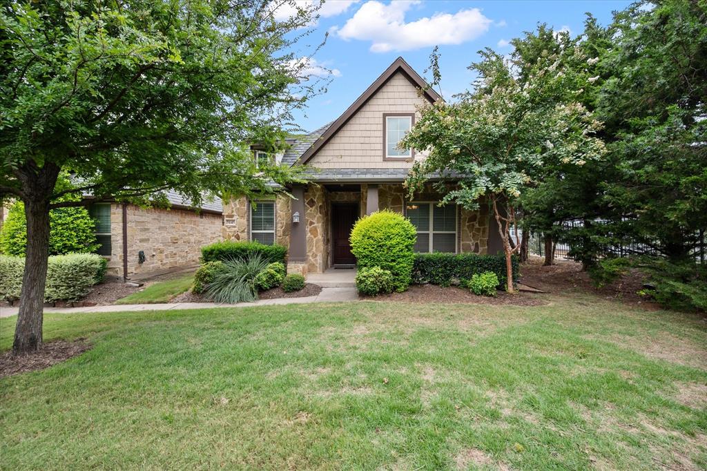 5145 Kentwood Drive