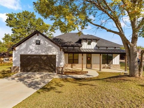 703 Ridgeway Road Joshua TX 76058