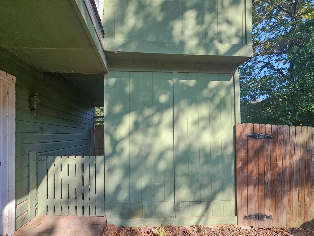 Cedarcrest Shores Estate - Residential