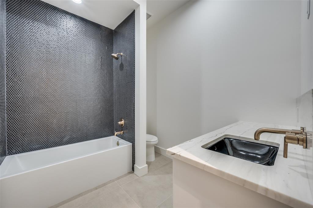 Edgestone At Legacy - Residential