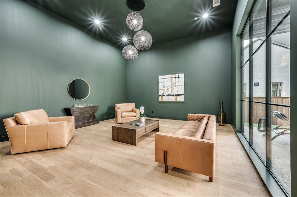 Edgestone At Legacy - Residential