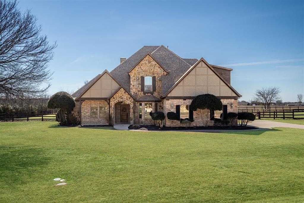 2705 Kerry Court