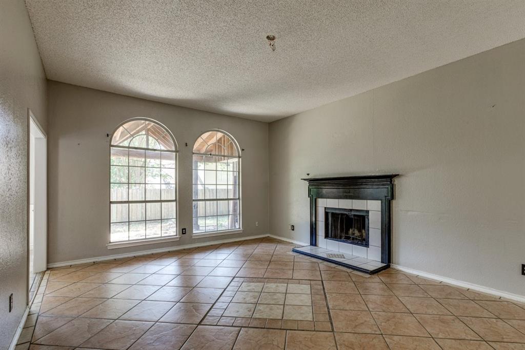 1215 Hyde Park Drive