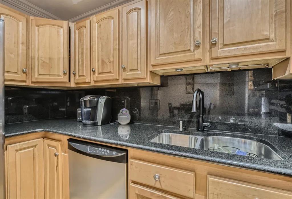 Greenbrier Place Condos - Residential