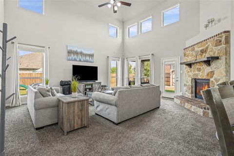 1725 Sagewood Drive DeSoto TX 75115