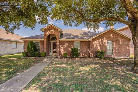 463 Maplegrove Road Cedar Hill TX 75104