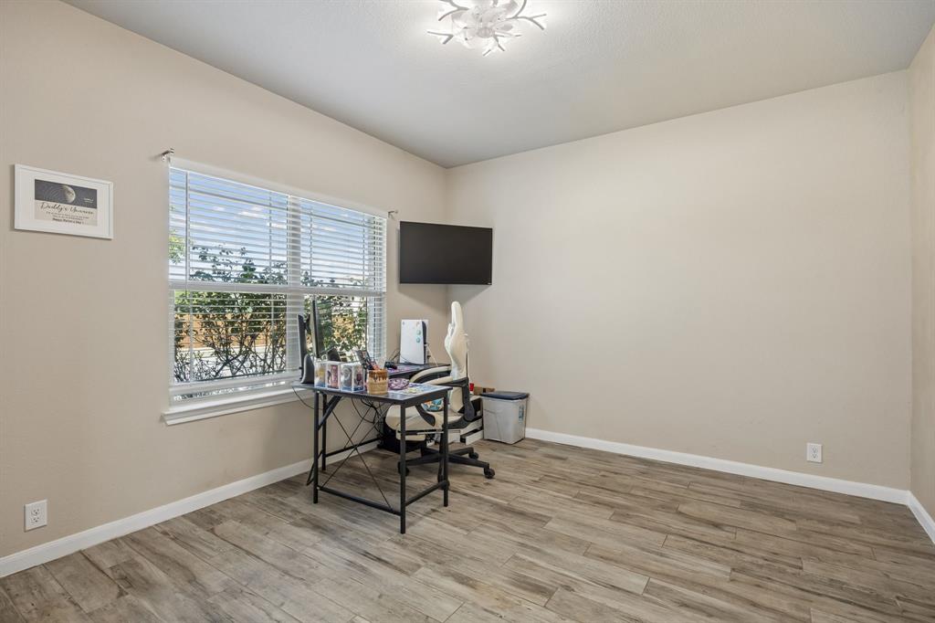 836 Foxtail Bend
