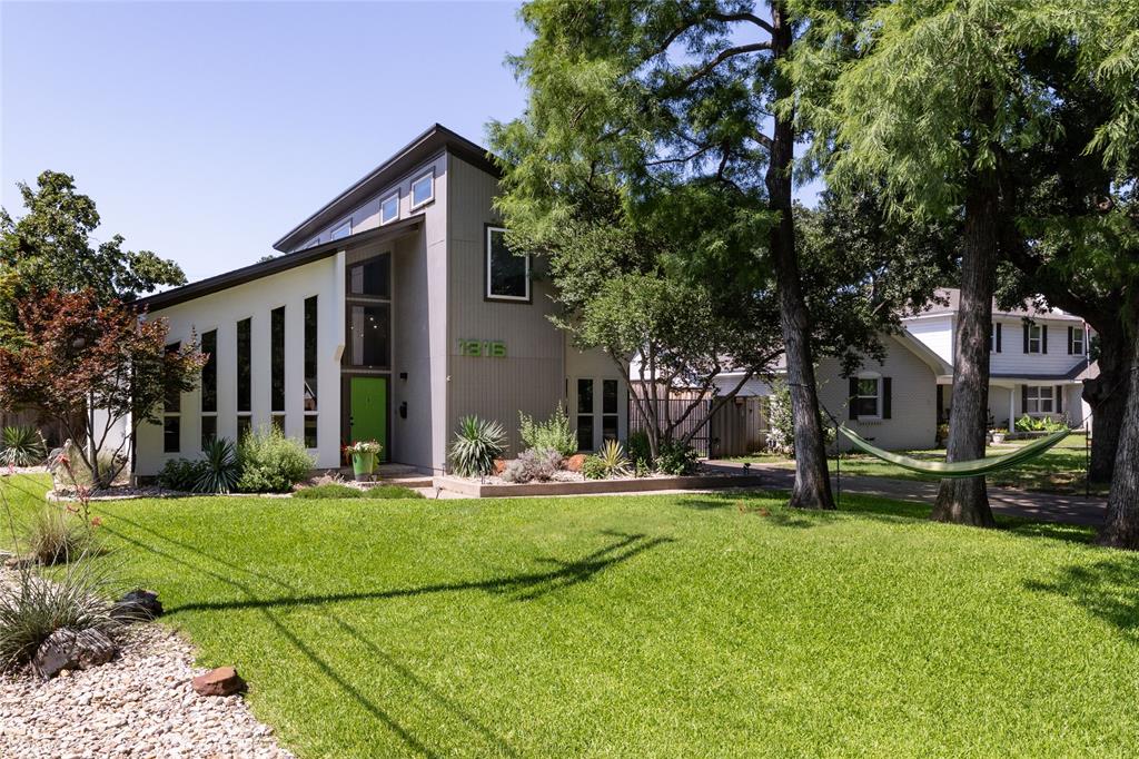1316 Ridgewood Terrace