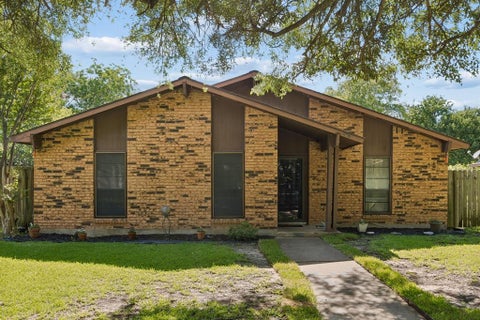 Photo of 2617 Emberwood Drive, Garland, TX 75043 (MLS # 21299491)