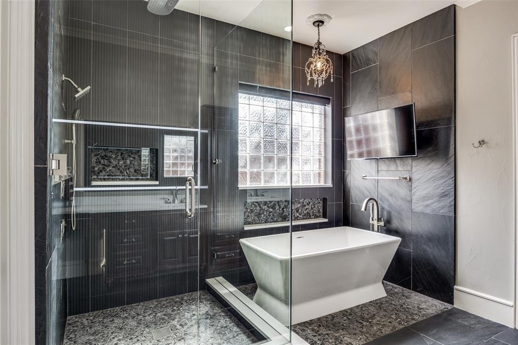 Royal Crest Add 04 - Residential