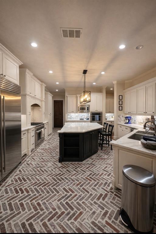 Royal Crest Add 04 - Residential