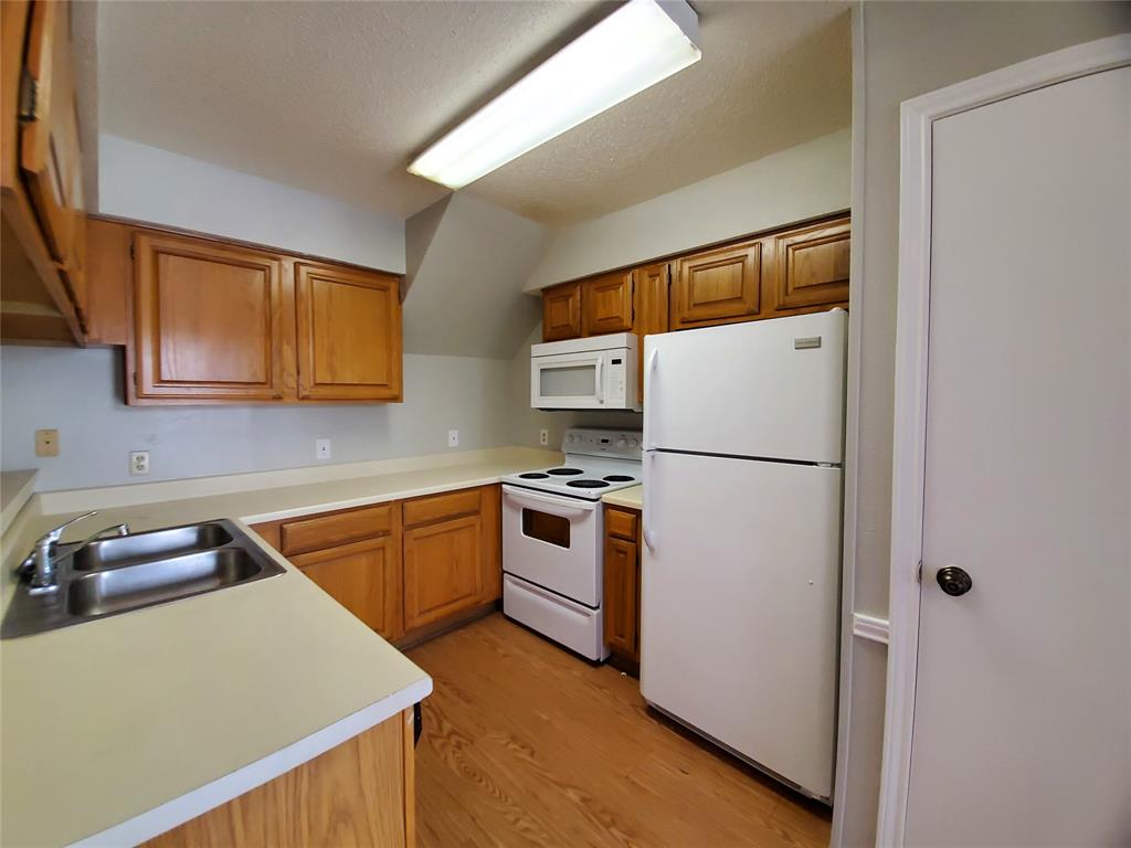 Benchmark 2 - Residential Income