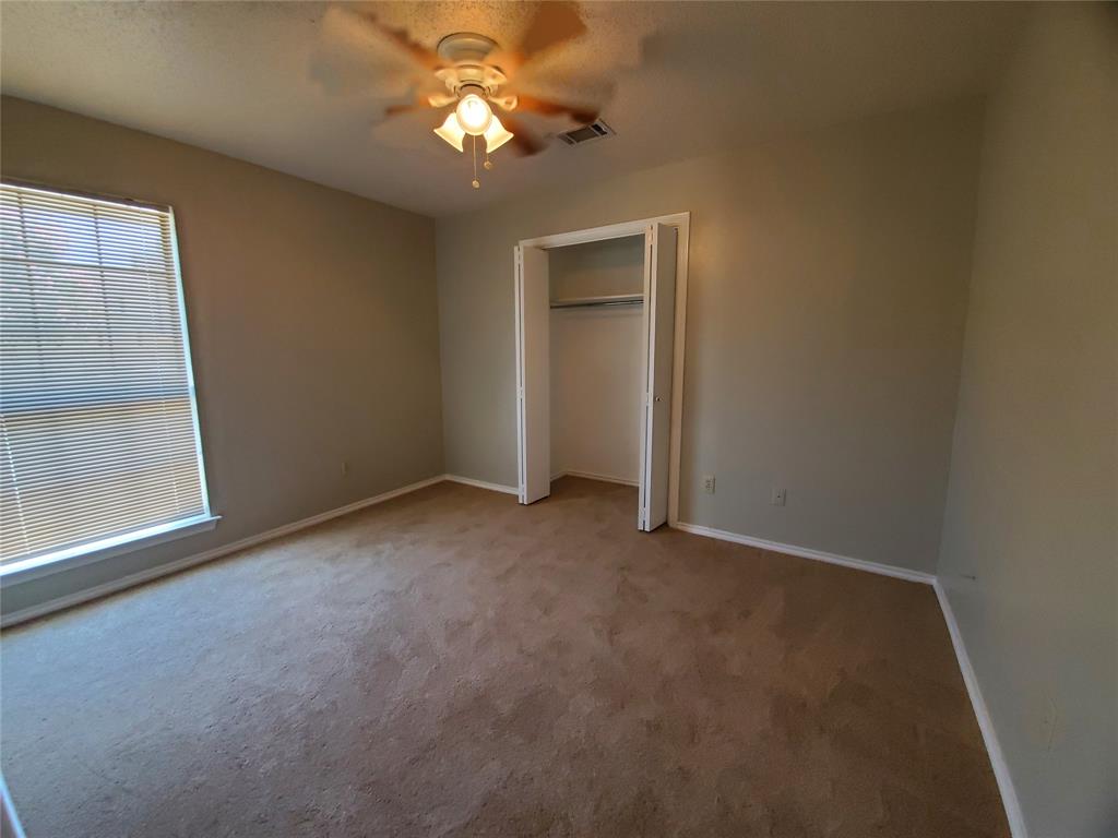 3016-3022 N Bell Avenue