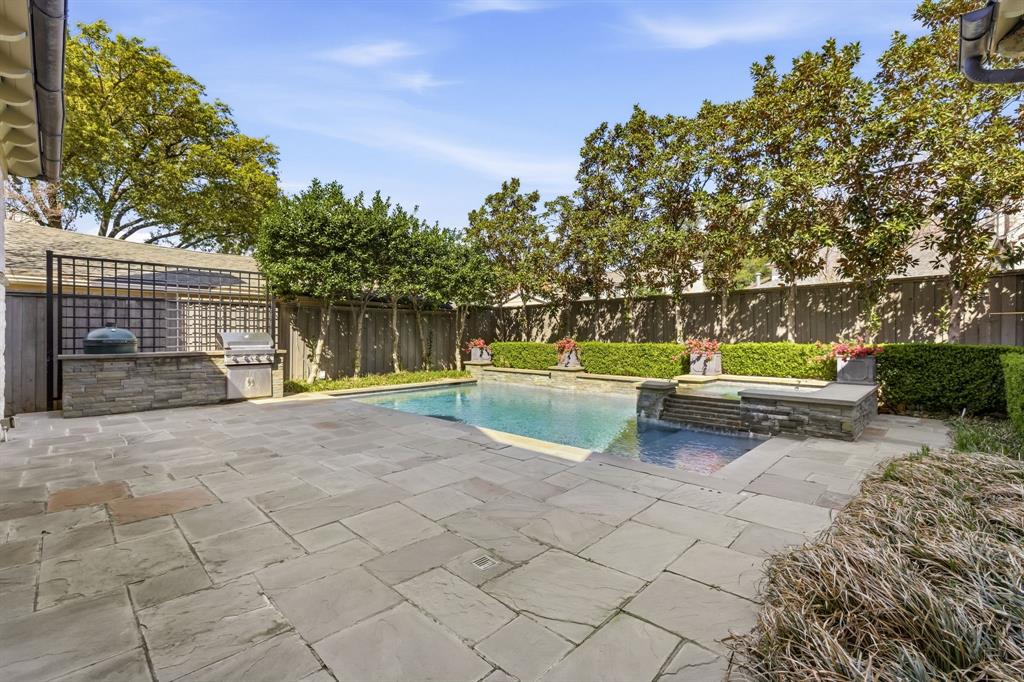 University Heights Sec 03 - Residential