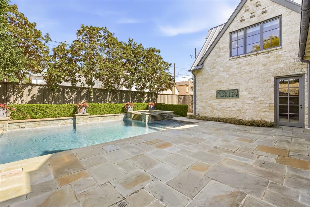 University Heights Sec 03 - Residential