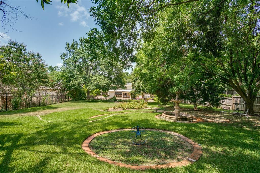 Colonial Park Add - Residential