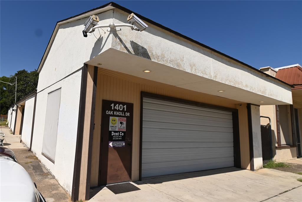 1401 Oak Knoll Drive