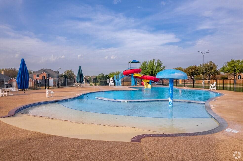 Villages Of Woodland Spgs W - Residential