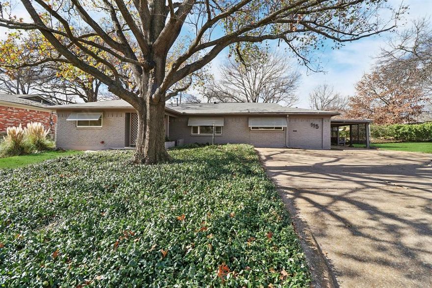 Double lot close to where you want to be.  Downtown Mansfield, NEW Julian Feild Park plus trail system, Shops at Broad, Methodist Mansfield Medical Center plus easy access to 287 to get to all areas of the Metroplex.  This is the premium location in Mansfield so don't miss your opportunity to make this home your own or build your dream home on the extra lot.  So many options on this great property.