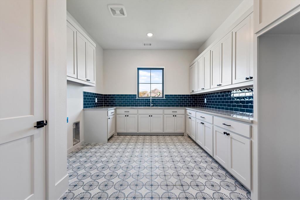 Legacy North - Residential