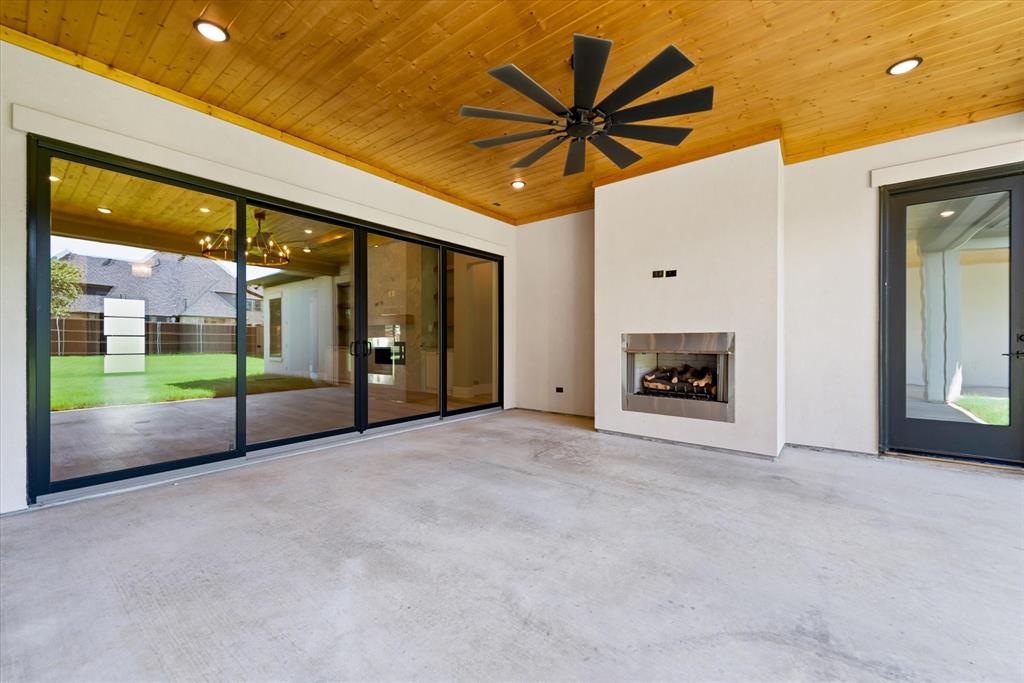 Legacy North - Residential