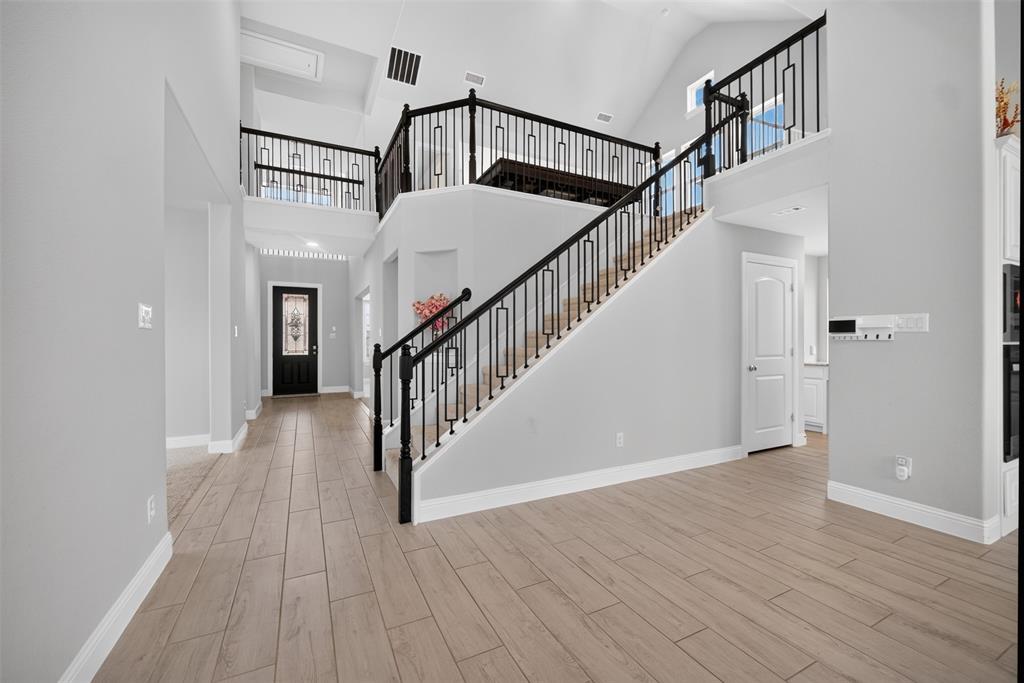 2801 Augustus Way