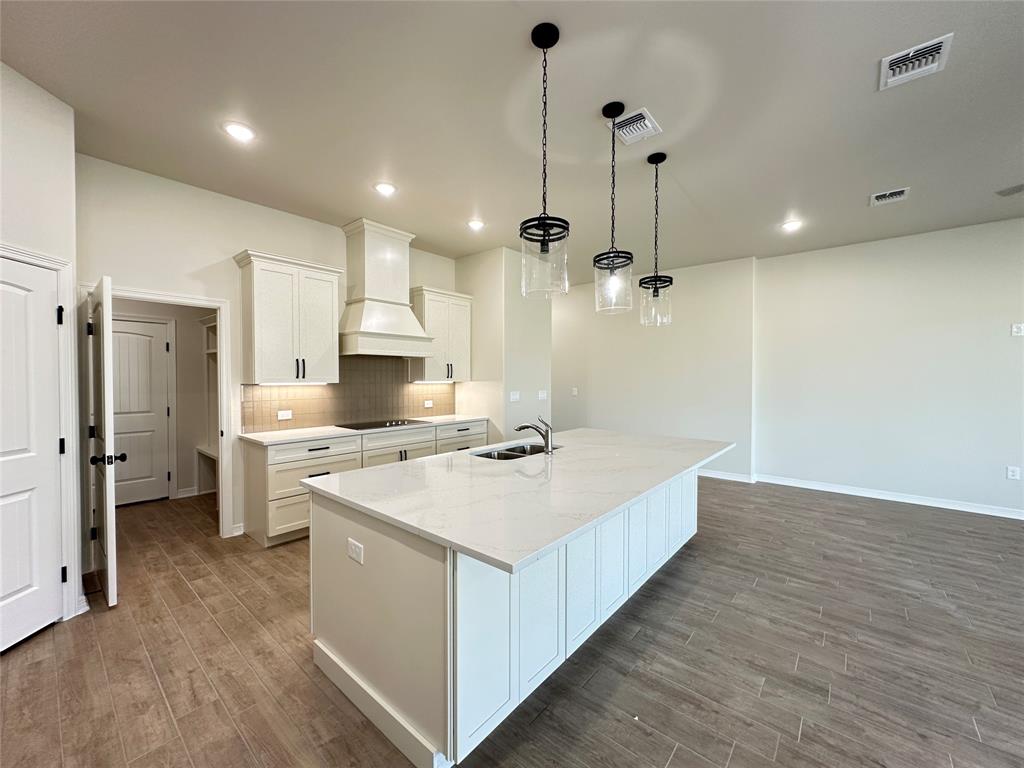 Rosenthal Estates - Residential