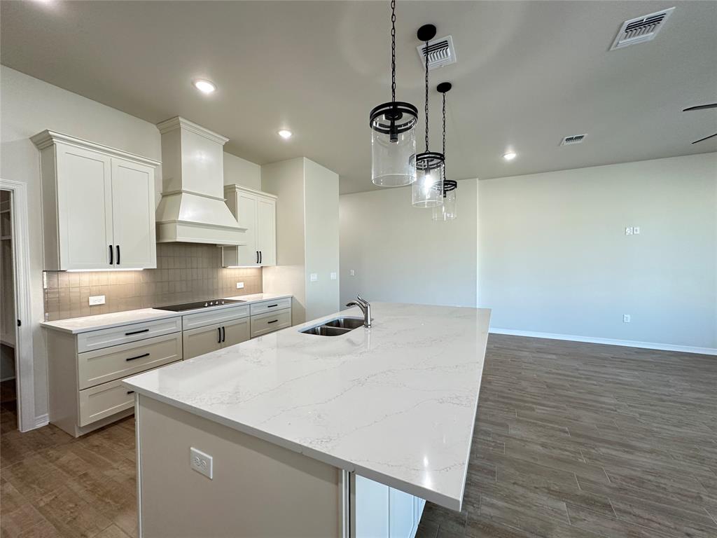 Rosenthal Estates - Residential