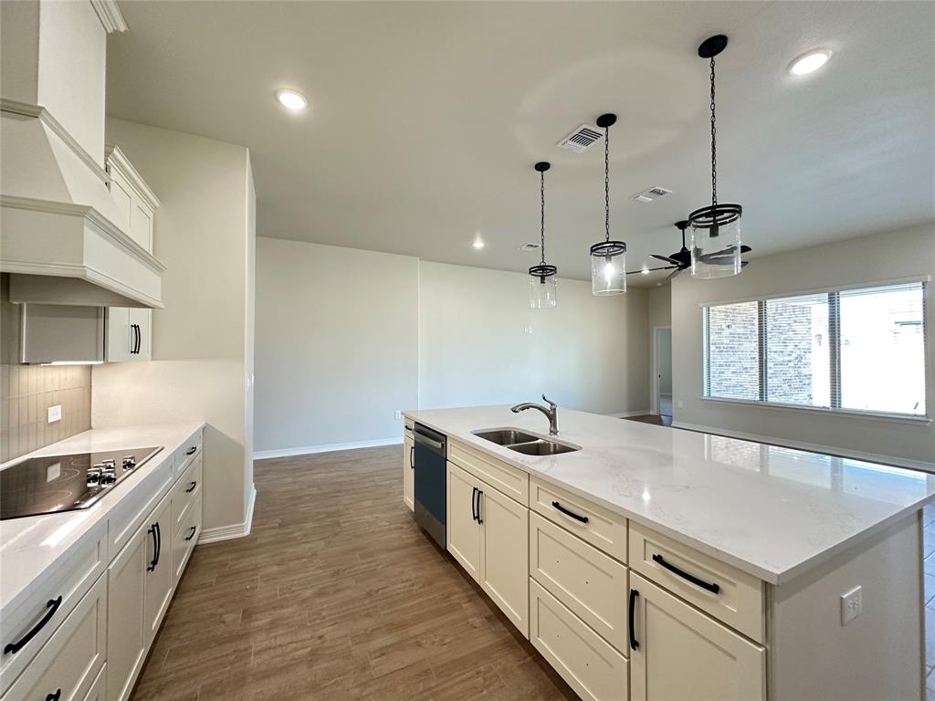 Rosenthal Estates - Residential
