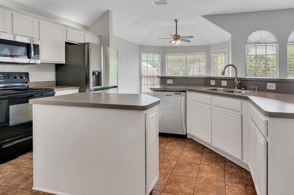 7562 Brittany Place