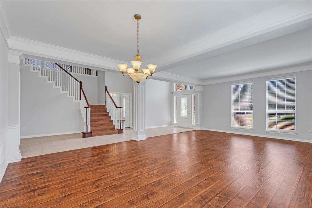 4001 Mayflower Lane