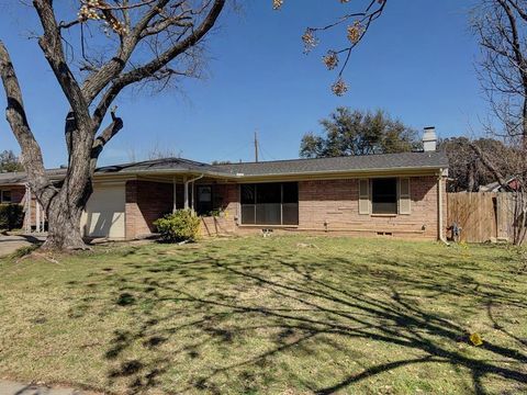 2404 William Brewster Drive Irving TX 75062