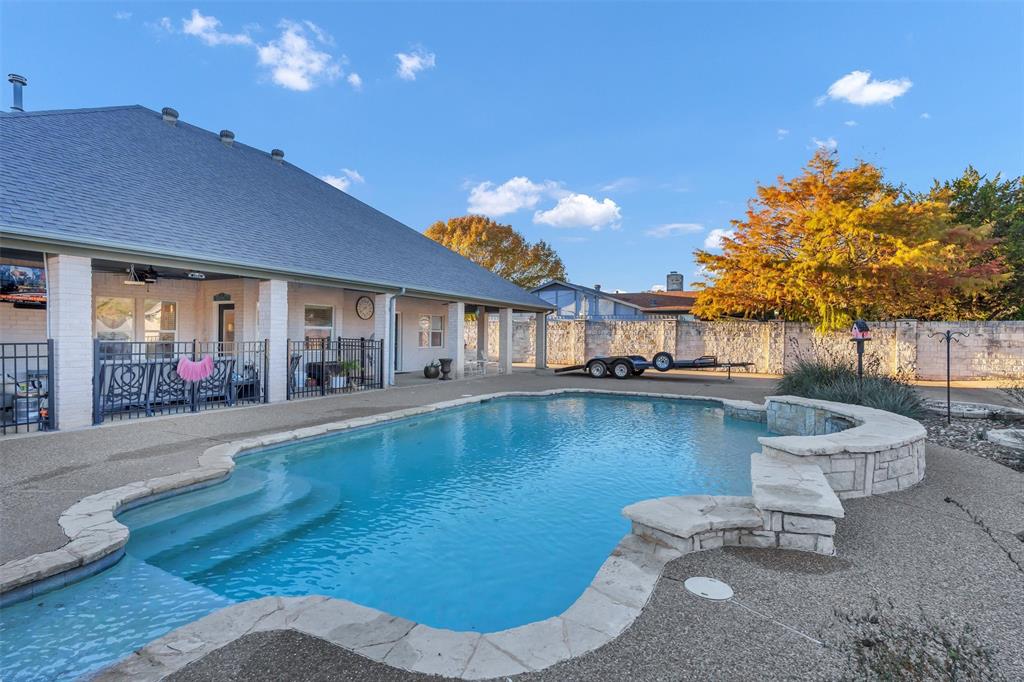 Laguna Tres Estate - Residential