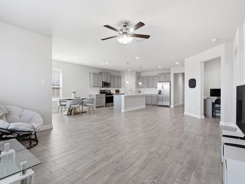 Tiny photo for 16032 Farringdon Way, Fort Worth, TX 76247 (MLS # 21195500)