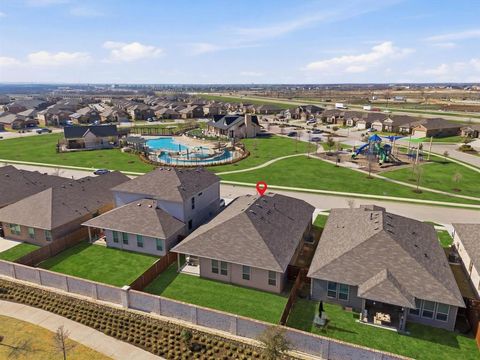 Tiny photo for 16032 Farringdon Way, Fort Worth, TX 76247 (MLS # 21195500)