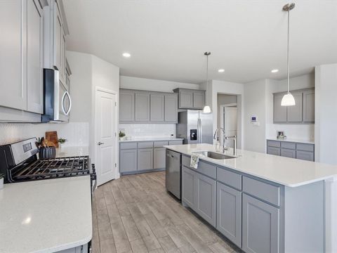 Tiny photo for 16032 Farringdon Way, Fort Worth, TX 76247 (MLS # 21195500)