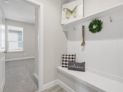 Tiny photo for 16032 Farringdon Way, Fort Worth, TX 76247 (MLS # 21195500)