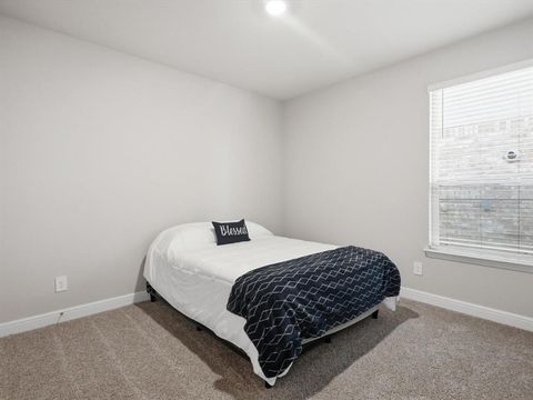 Tiny photo for 16032 Farringdon Way, Fort Worth, TX 76247 (MLS # 21195500)