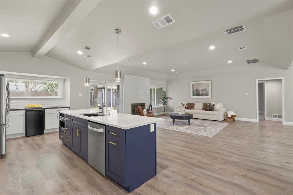 Lovers Lane East - Residential