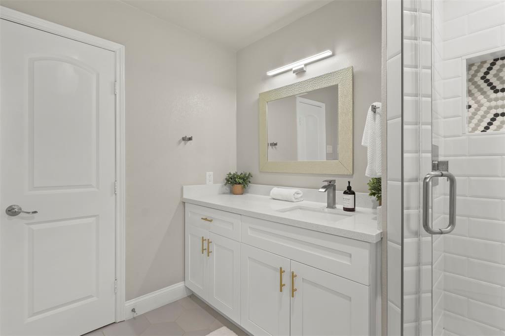 Lovers Lane East - Residential