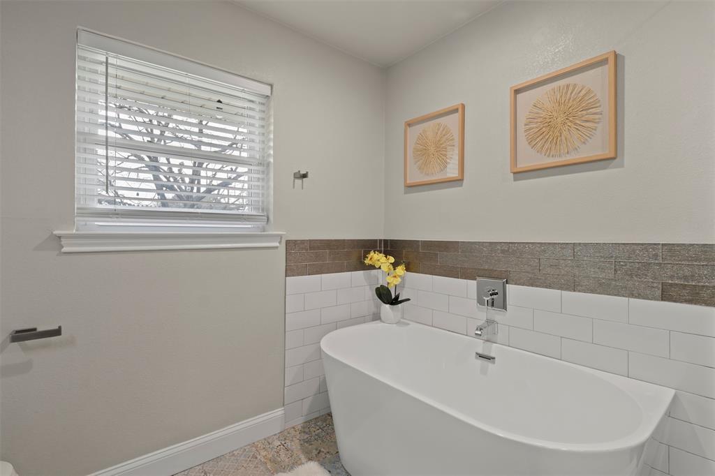 Lovers Lane East - Residential